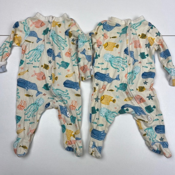 Old Navy Other - Bundle of 2 Old Navy Sea Life 2-Way Zip Footie Pajamas Sz 0-3M